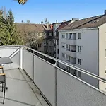 Bright And Quiet In The Center - Sky11 Apartment *