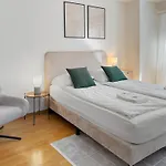 Lovely Studio In The City Center - Crown 1