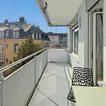 Very 1br Flat With Sunny Balcony - Sky4 Zurich