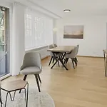 2Br Flat In The City Center - West 12