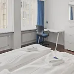 2Br Near Lake - Flower 23