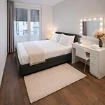 4-Bed Apartment Central Zurich