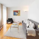 Rotachstrasse 17 In Wiedikon By Aas Service * Zurich