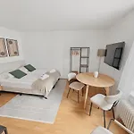 Cozy Room In The Heart Of Zurich - Stork 32