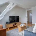 Honey Suite