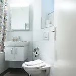 Zh Gold 1 - Hitrental Apartment Zurich