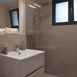 Pure Living Apartment In Zuerich Oerlikon