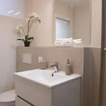 Pure Living Apartment In Zuerich Oerlikon