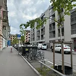 2 Room AUS41 1F R 8045 Zurich S2