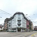 Zh Gold 1 - Hitrental * Zurich