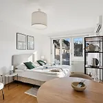 Stylish Studio In City Center - Crown 36