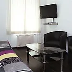 Swiss Star District 3 - Contactless Self Check-in Aparthotel 3*