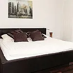 Swiss Star District 3 - Contactless Self Check-in Aparthotel Zurich