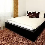 Dienerstrasse 3*