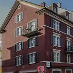 Dakini's Bed & Breakfast Bed & Breakfast 3*