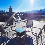 Premium By Livingdowntown Apartment