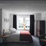 City Living Studio by Storchen Zürich