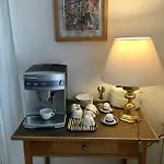 Dakini's Bed & Breakfast Bed & Breakfast