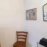 Dakini's Bed & Breakfast Bed & Breakfast