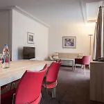 Ema House Serviced Superior Unterstrass Apartment