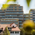 Ema House Serviced Apartments Superior Downtown