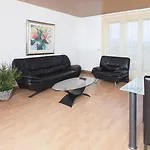 Apartments Swiss Star Universitaetstrasse