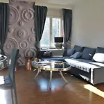 Zurich Suite - Your Home Away From Home - With Washer, Dryer And Lots Of Space