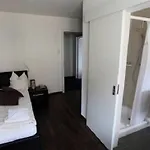 Swiss Star District 3 - Contactless Self Check-in 3* Zurich