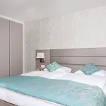 Aparthotel - Lindenstrasse 4*