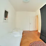 2Br Near Lake - Stardust 11