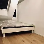 Luxury Penthouse Apartment *
