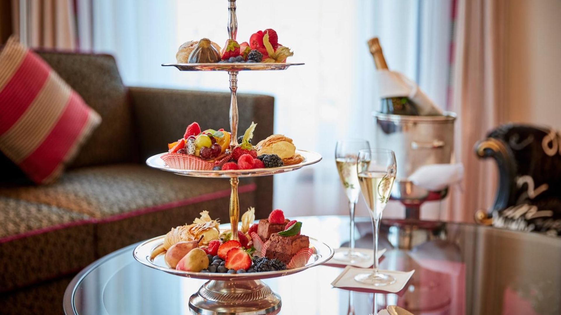 The Dufour By Schweizerhof Hotel
