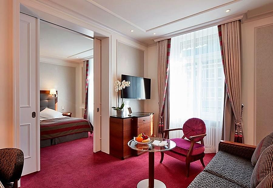 Schweizerhof Hotel