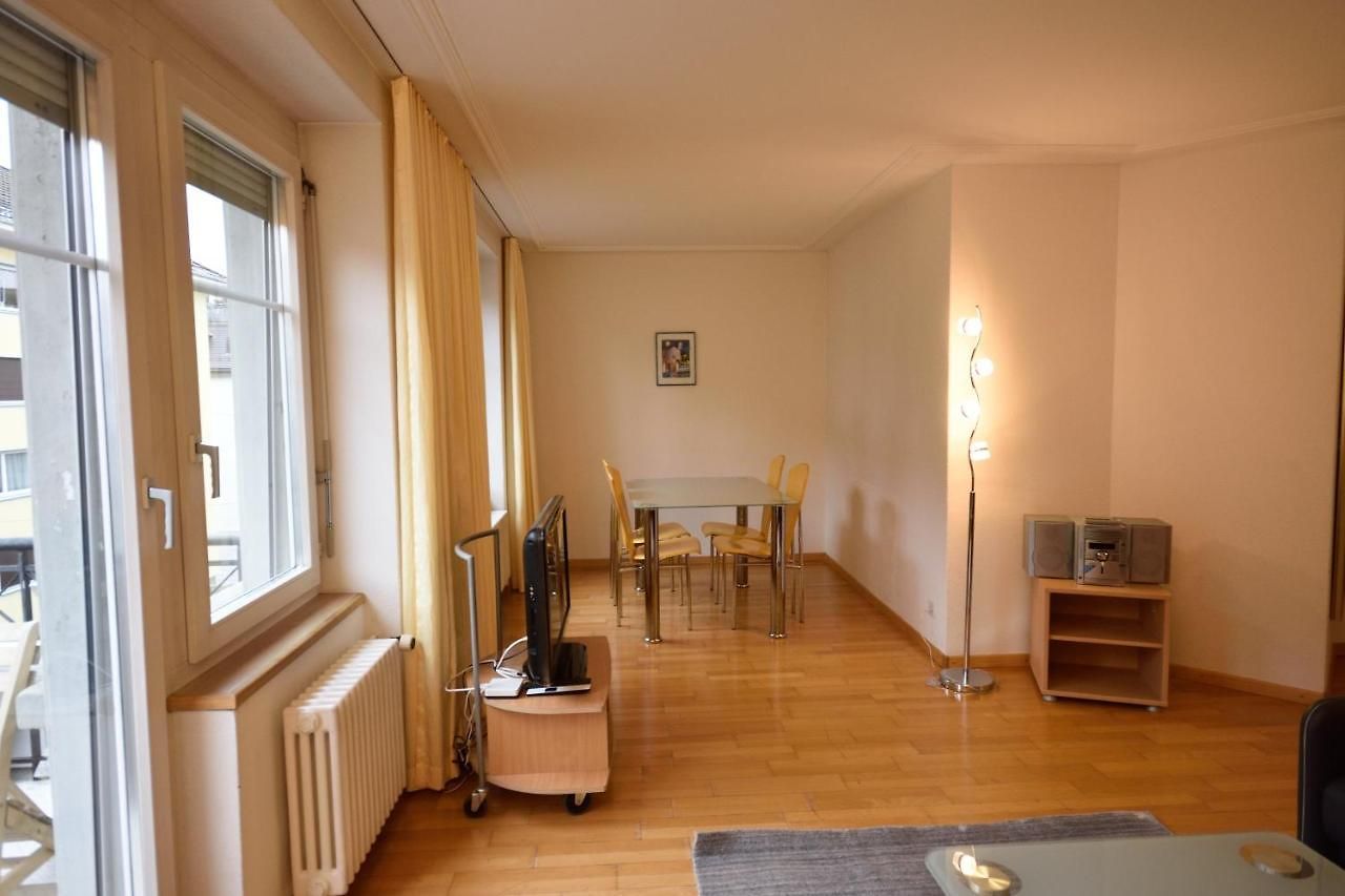 1br Near - Joy St3 R
