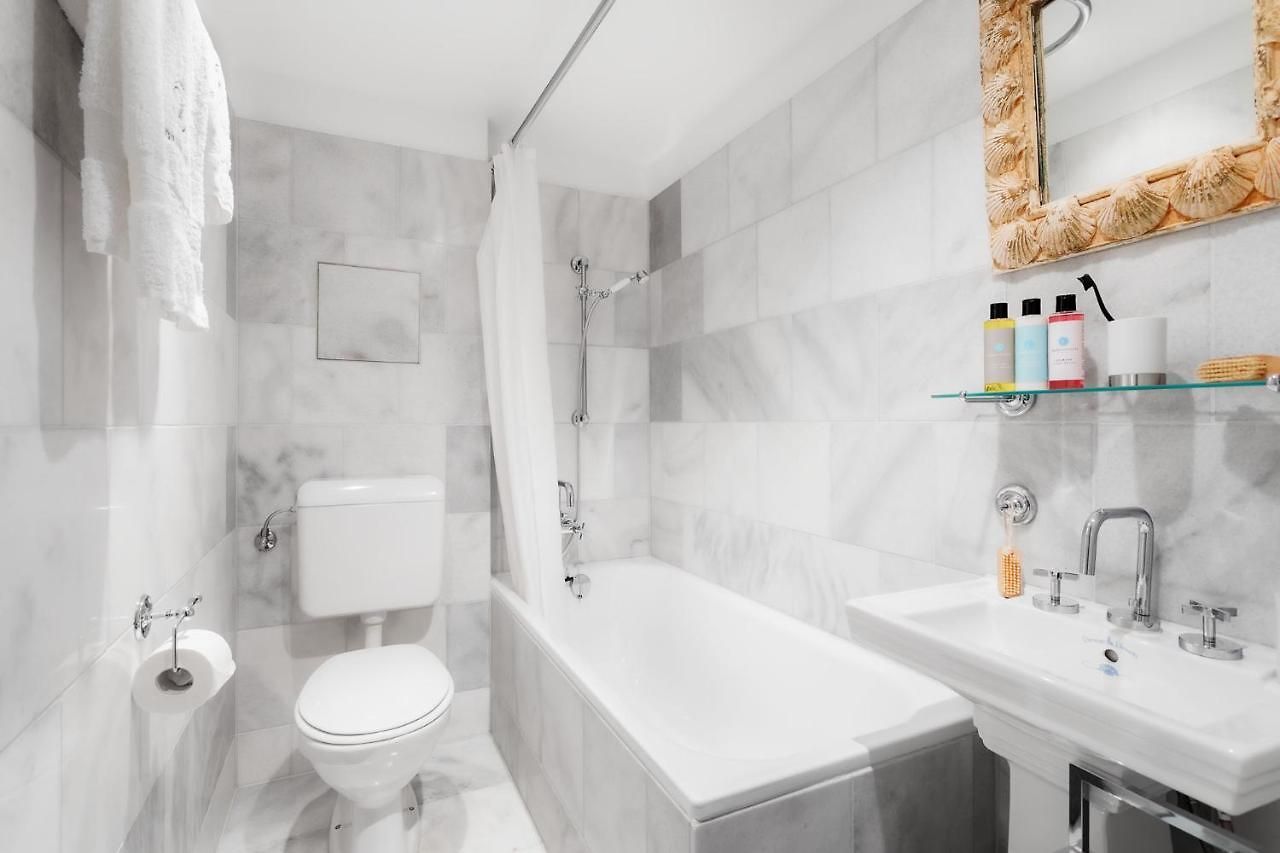 Visionapartments Albertstrasse - Self Check-in *