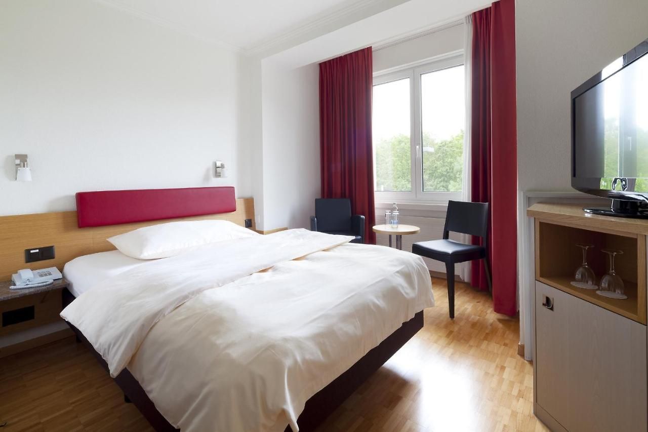 Apartment Swiss Star Irchel - Self Check-in Zürich