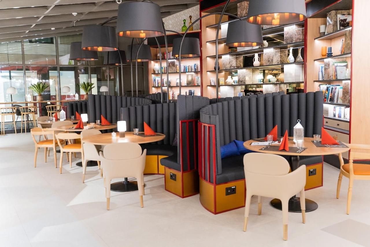Ibis Styles Center