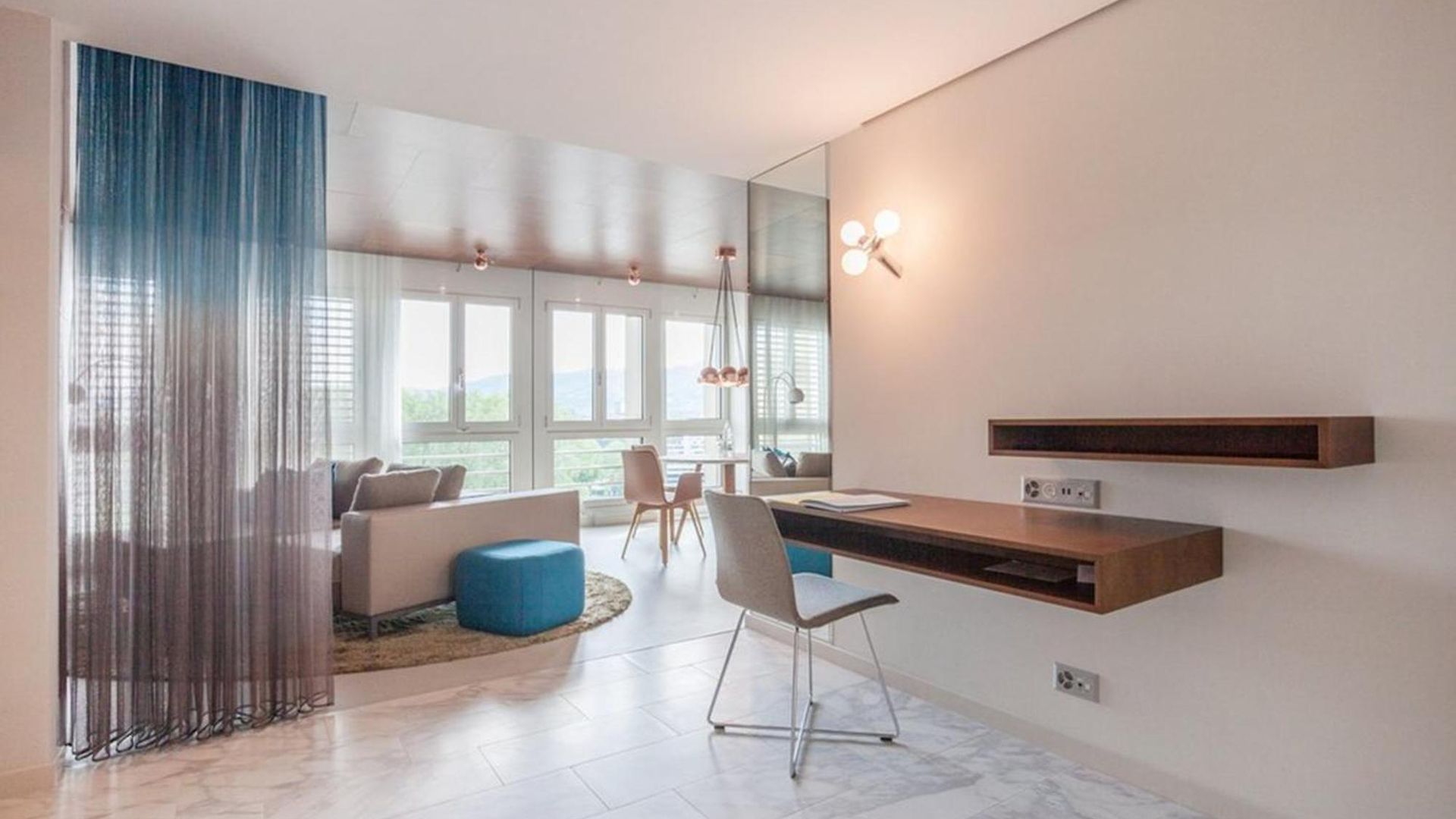 Hotel Ema House
