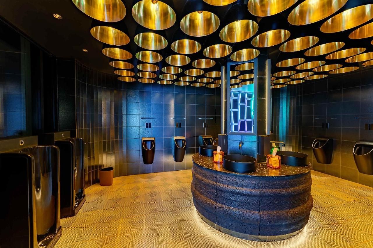 Hotel Five - Luxury