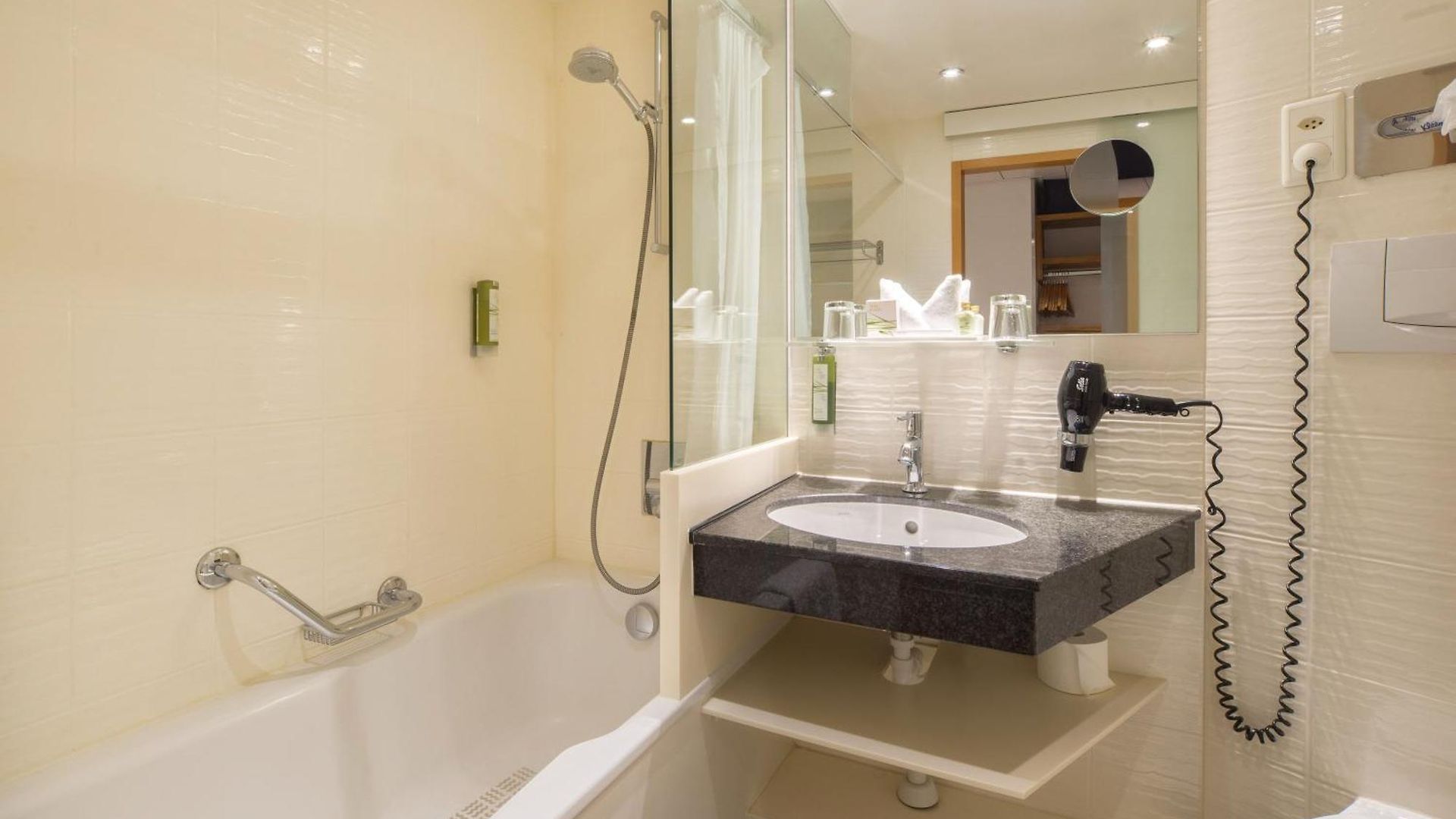 Adler Hotel 3*