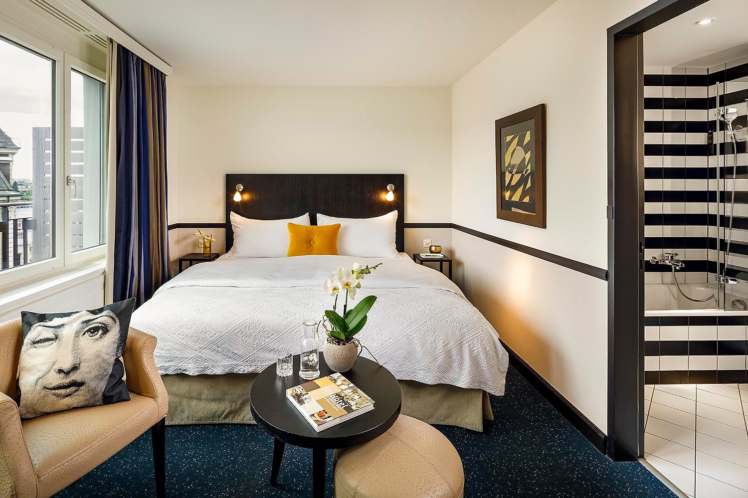 Opera Hotel 4*