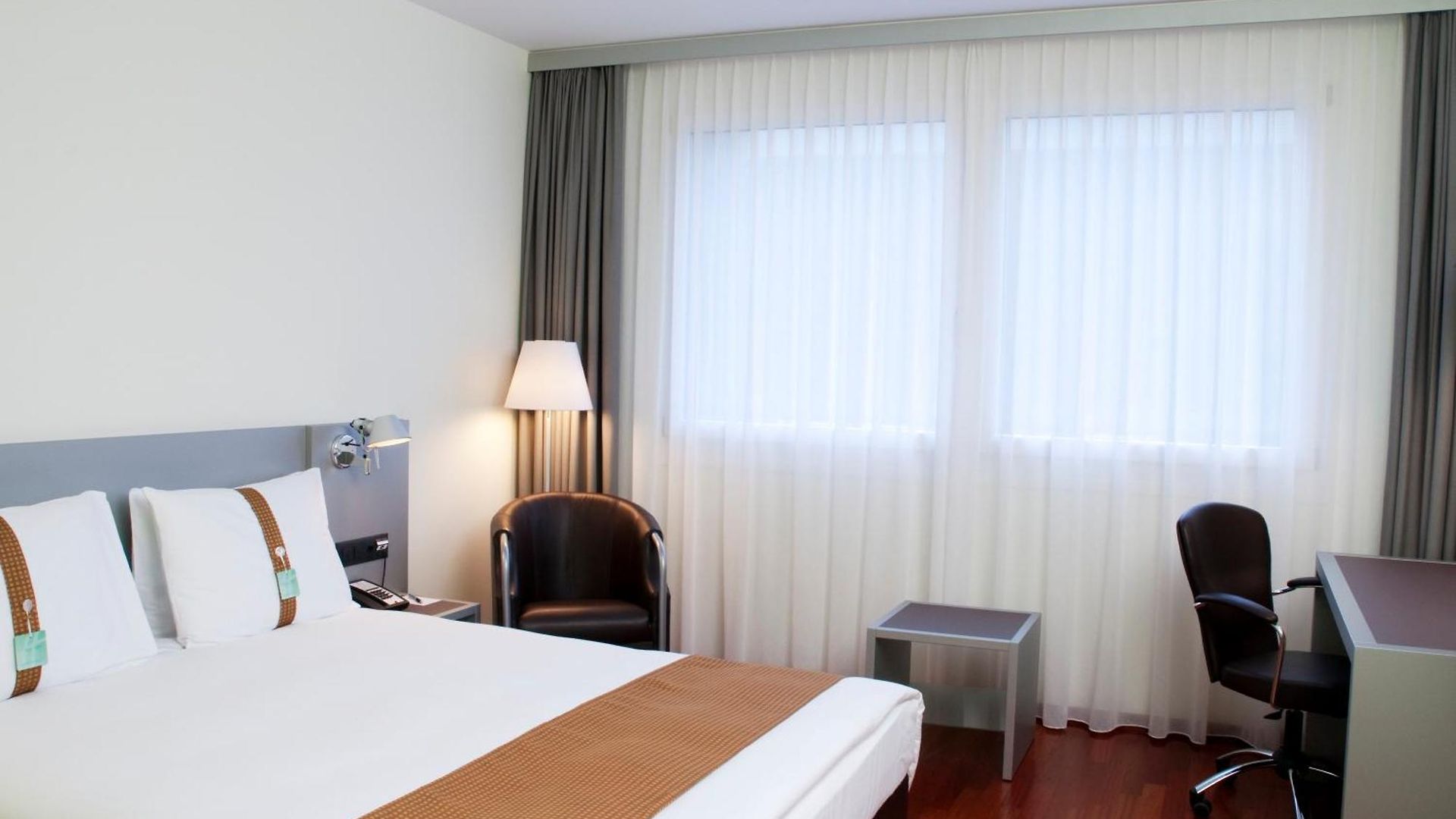 Hotel Messe, An Ihg Zürich