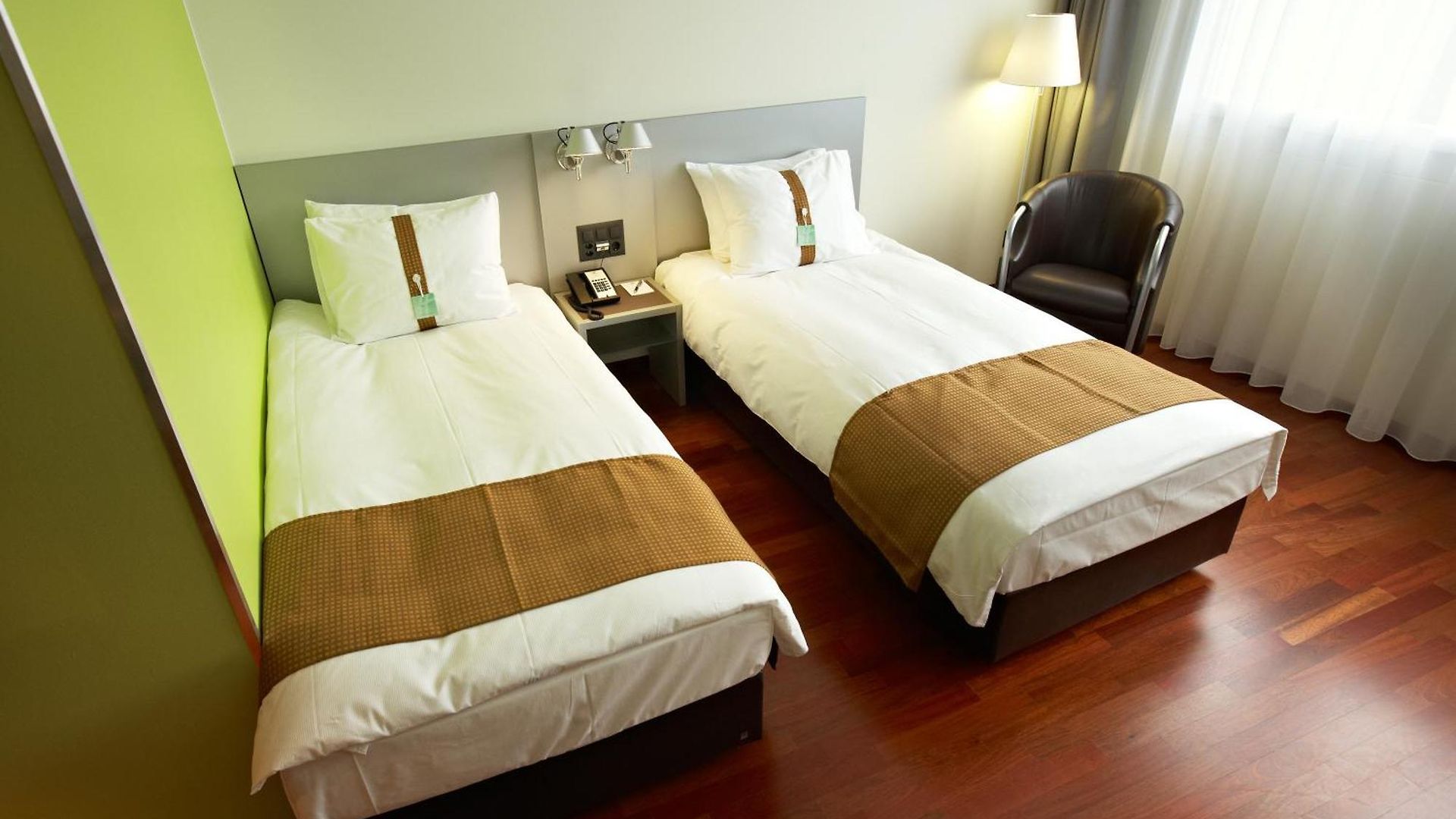 Messe By Ihg Hotel Zurich