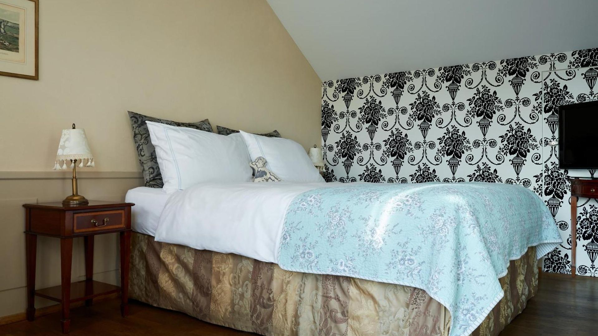 Townhouse Boutique Hotel 3*