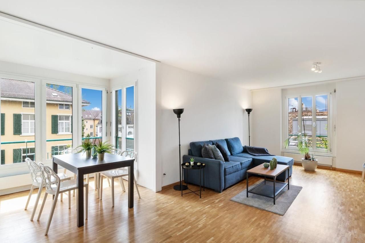 Spacious Hoting Apartment