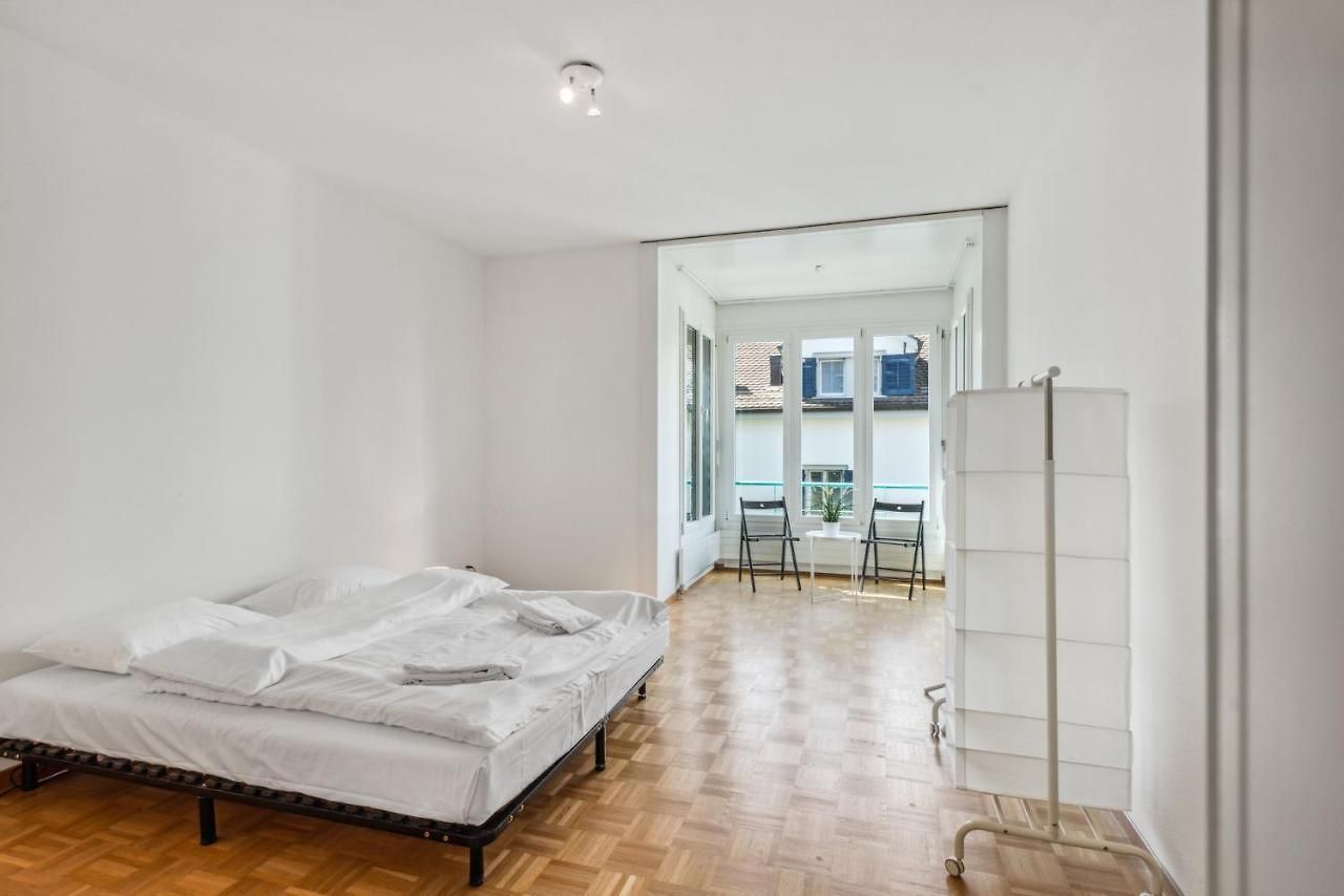 Spacious Hoting Zürich