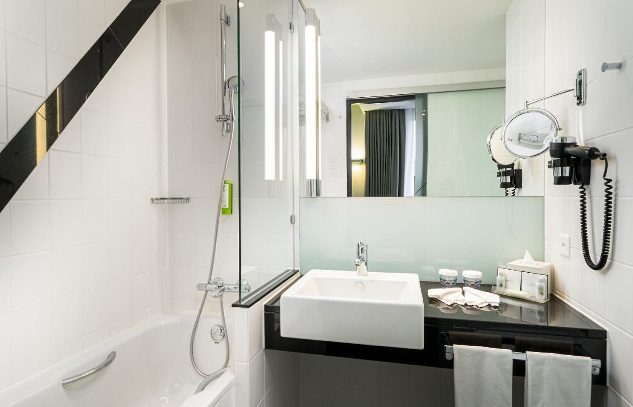 Messe By Ihg Hotel 4*