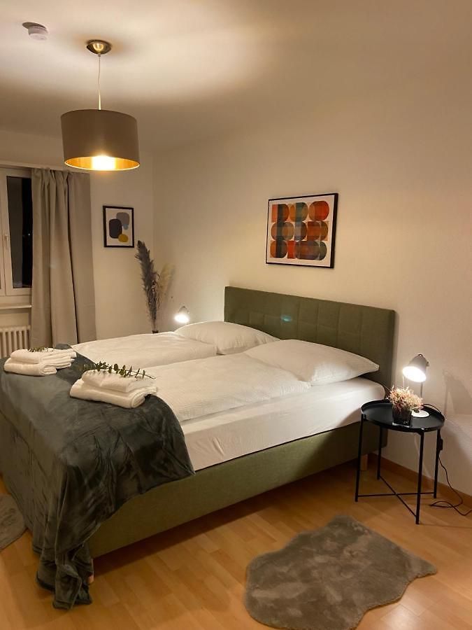 Apartment Comfort 1 And 2bdr Close To Airport *
