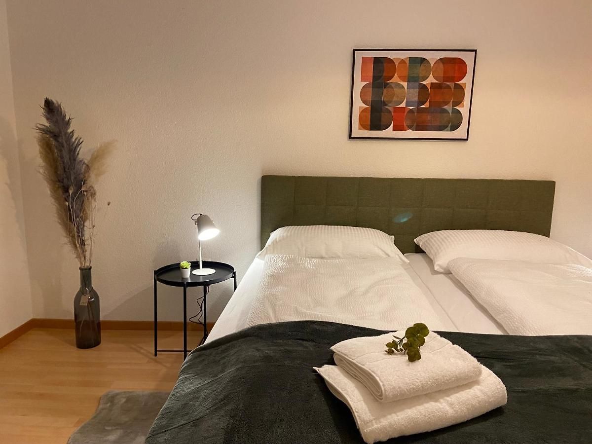 Comfort 1 And 2bdr Close To Airport Apartment *