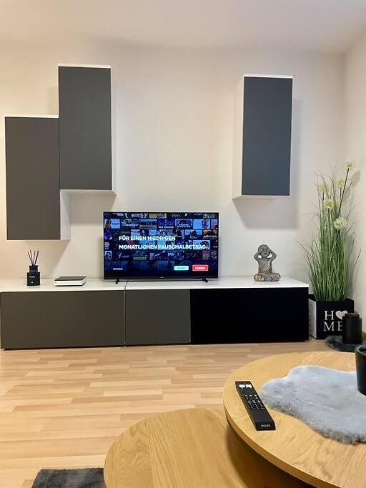 Gemuetliche An Bester Lage Im Kreis 4 Apartment *